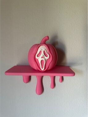 Ghost face pumpkin PINK